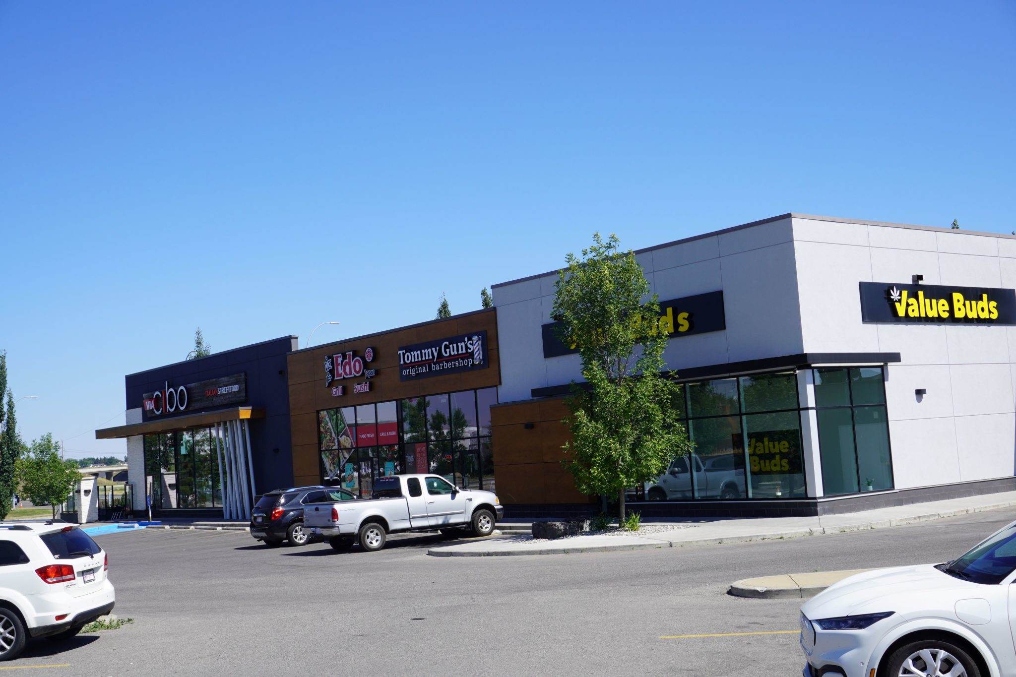 Point at Deerfoot Meadows Royop